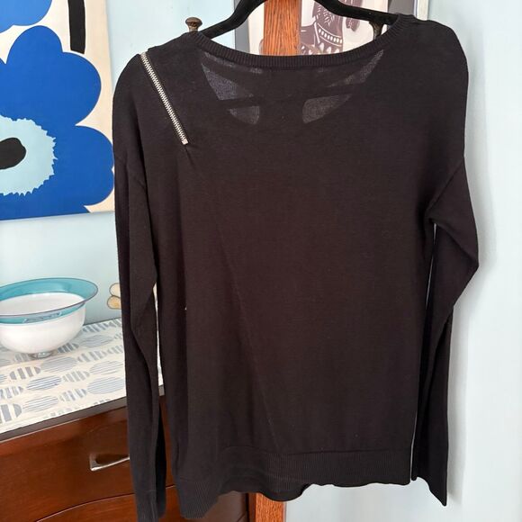 MICHAEL Michael Kors Black Sweater with Silver Zipper Detail size S - Picture 5 of 7